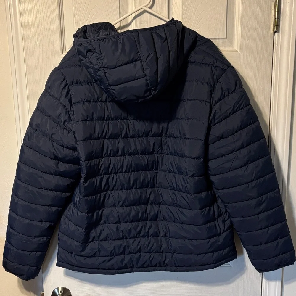 Chicago Bears NFL Apparel light puffer hoody coat. Large. Like New.